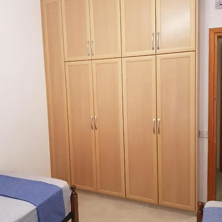 Danaos 2