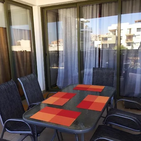 Danaos 2 Apartment